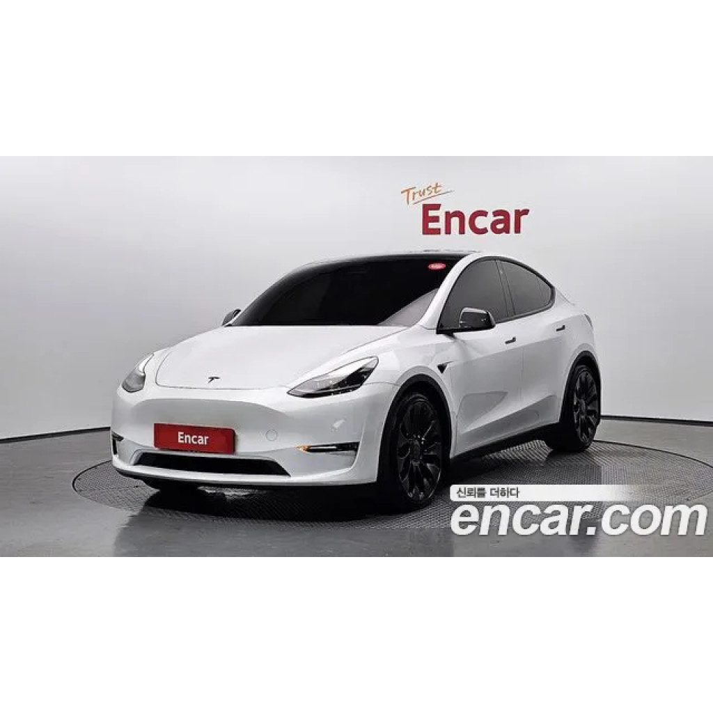 Tesla Model Y 2022 г.