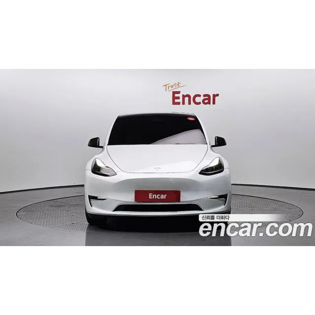 Tesla Model Y 2022 г.