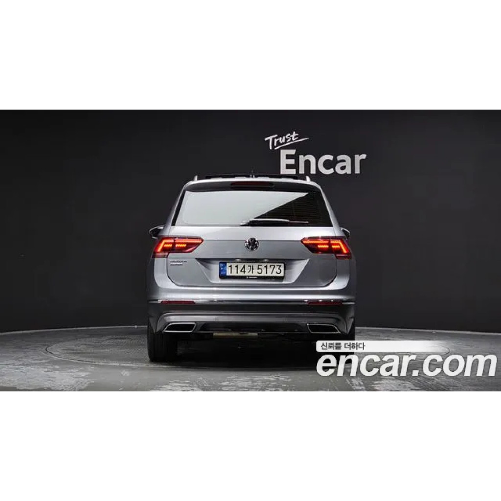 Volkswagen Tiguan 2020 г.