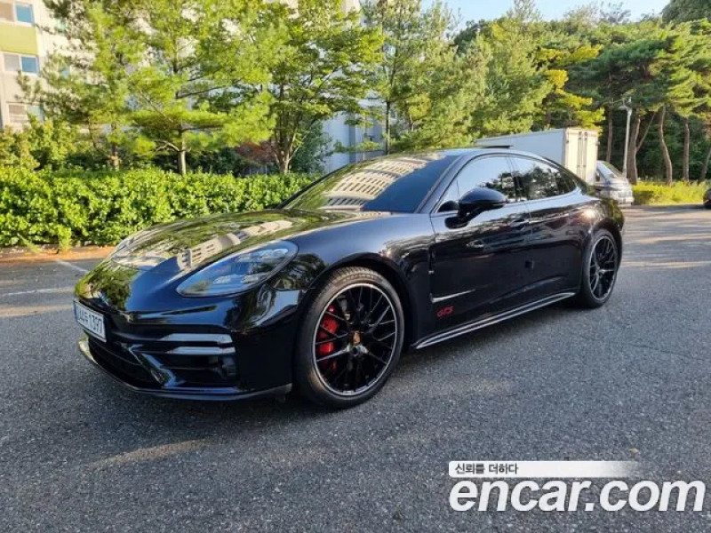 Porsche Panamera 2021 г.