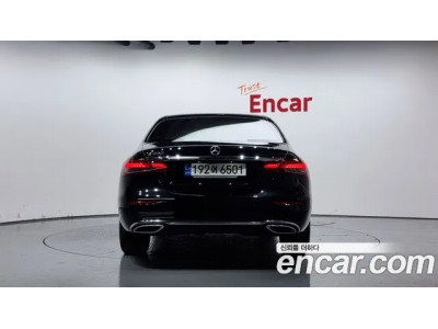 Mercedes Benz E-Class 2021 г.