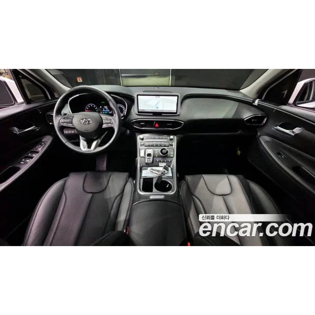 Hyundai Santa Fe 2022 г.
