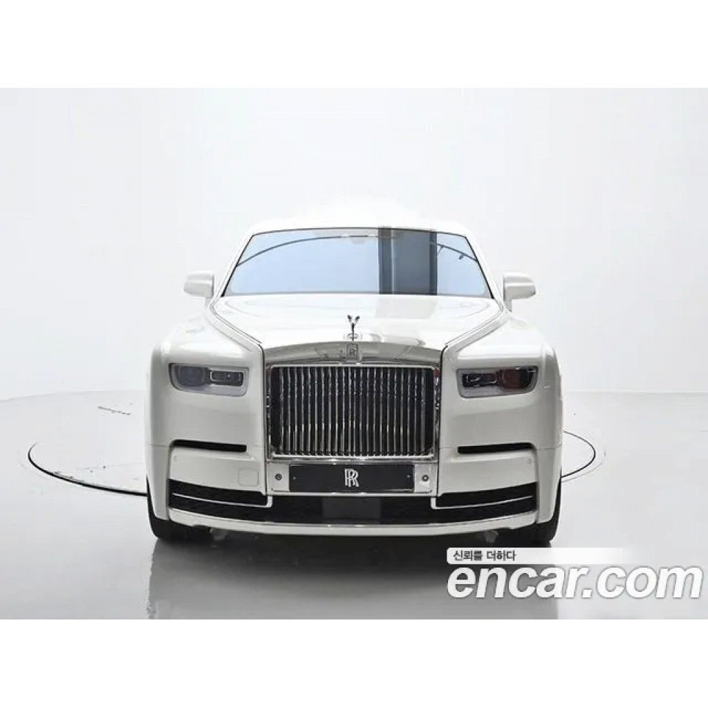 Rolls Royce Phantom 2022 г.