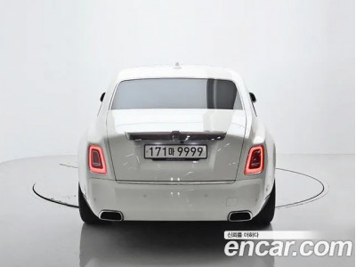 Rolls Royce Phantom 2022 г.