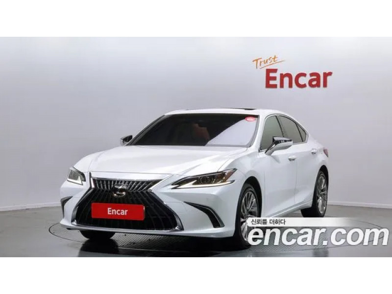 Lexus Is 2024 г.