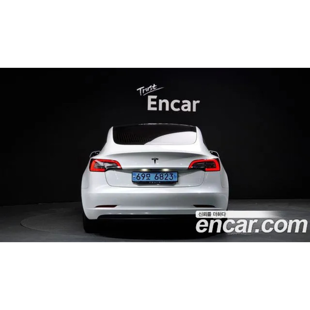 Tesla Model 3 2020 г.