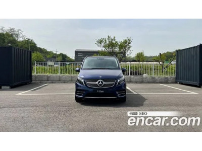 Mercedes Benz V-Class 2023 г.