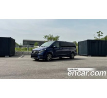Mercedes Benz V-Class 2023 г.