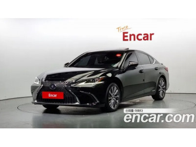 Lexus Is 2020 г.