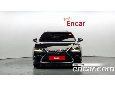 Lexus Is 2020 г.