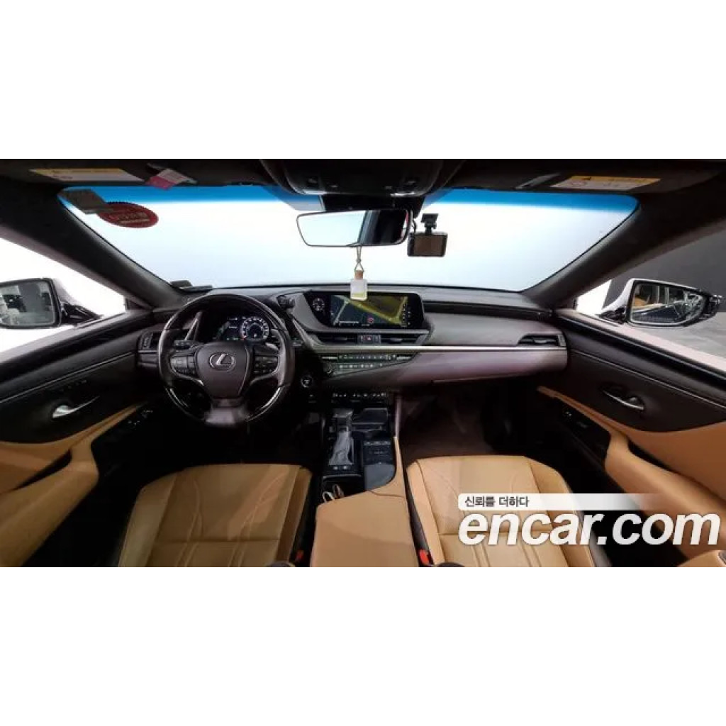 Lexus Is 2020 г.