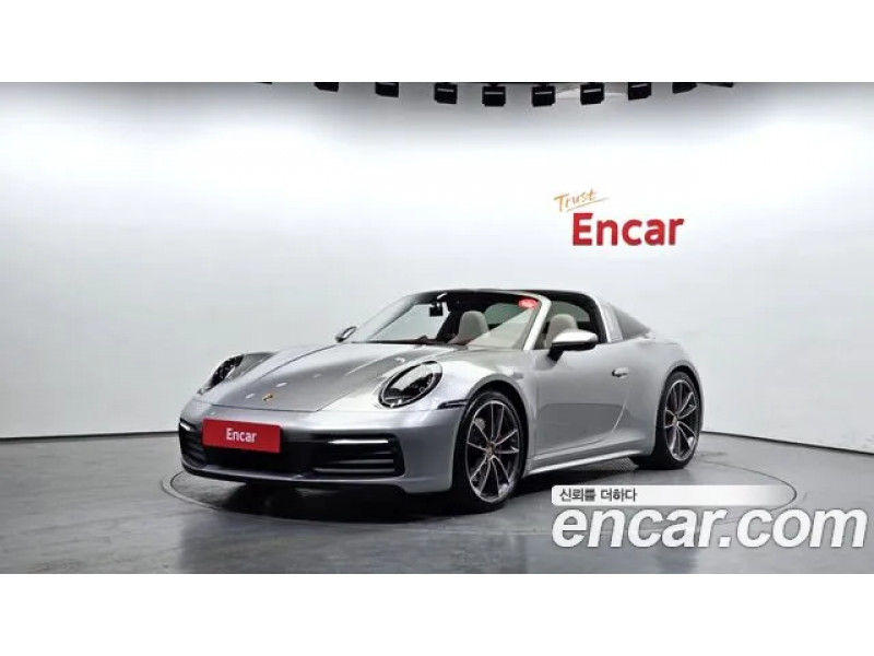 Porsche 911 2022 г.
