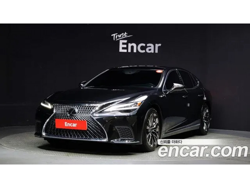 Lexus LS 2021 г.
