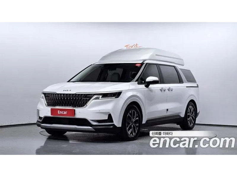 KIA Carnival 2023 г.