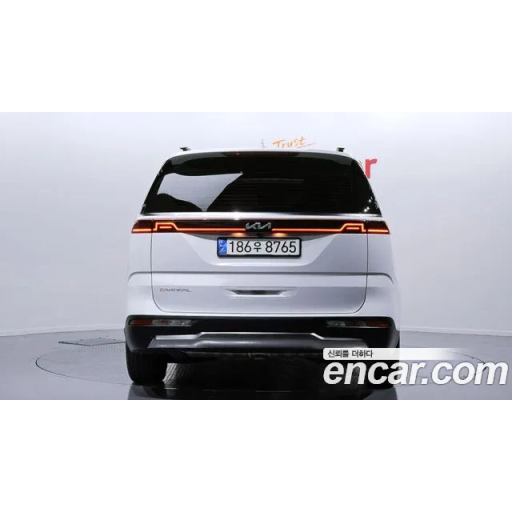 KIA Carnival 2023 г.