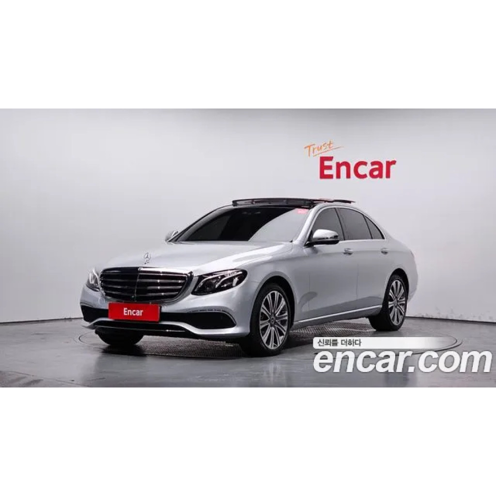Mercedes Benz E-Class 2020 г.