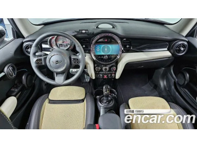 Mini Cooper 2022 г.