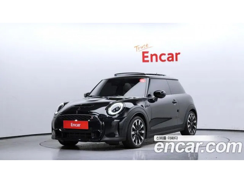 Mini Cooper 2023 г.