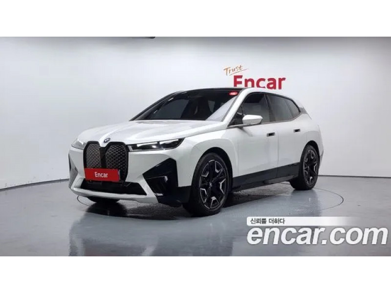 BMW iX 2022 г.