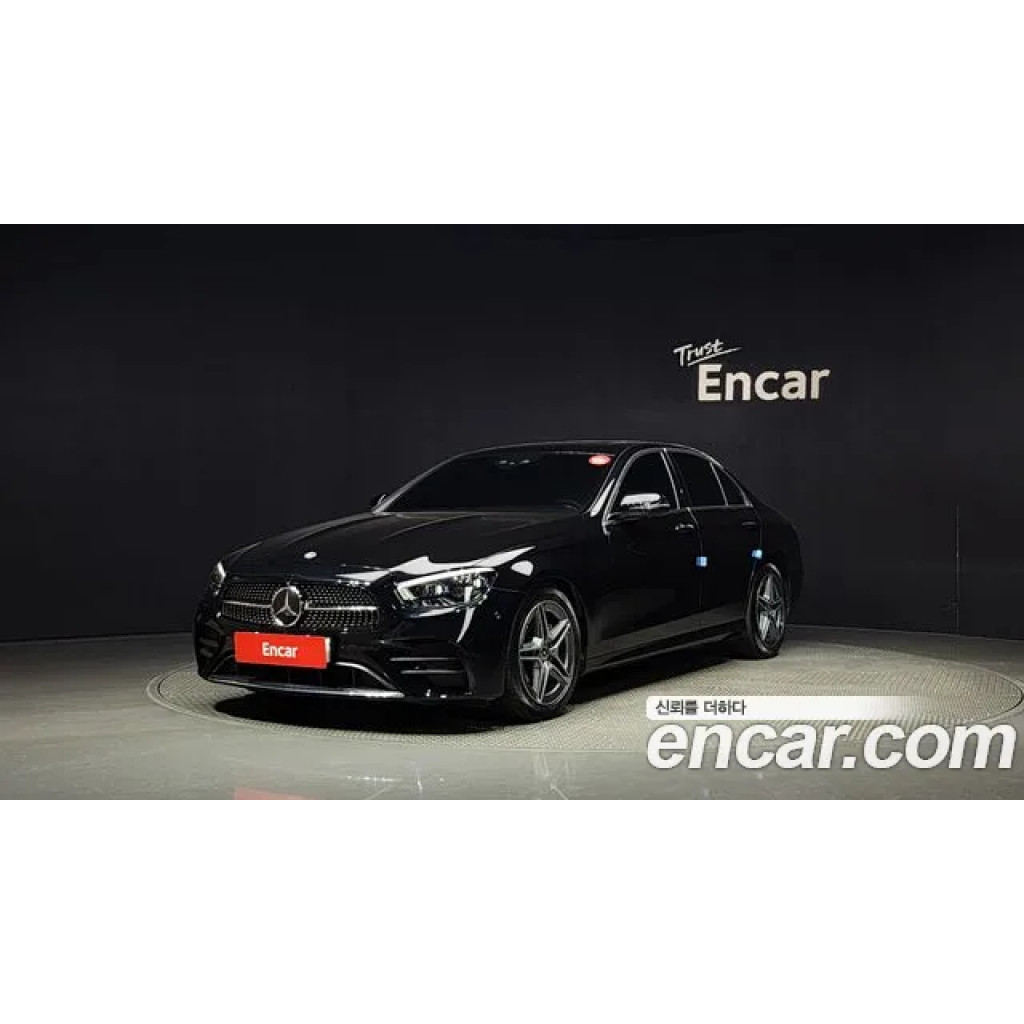 Mercedes Benz E-Class 2023 г.