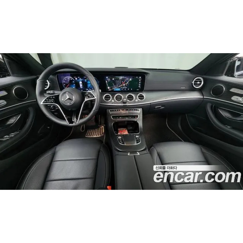 Mercedes Benz E-Class 2023 г.
