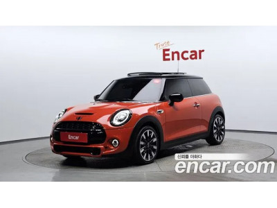 Mini Cooper 2021 г.