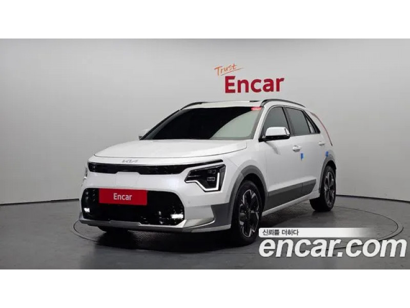 KIA Niro 2023 г.