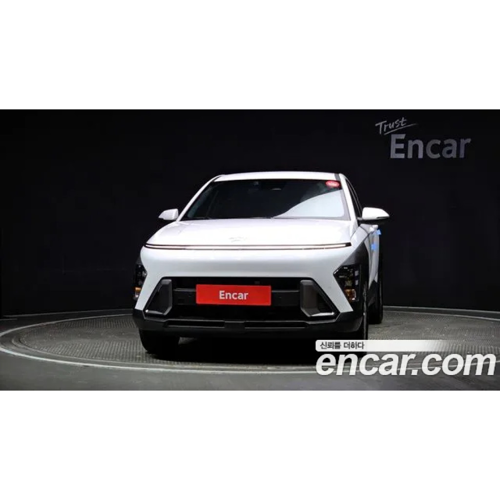 Hyundai Kona 2023 г.