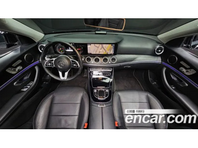 Mercedes Benz E-Class 2020 г.