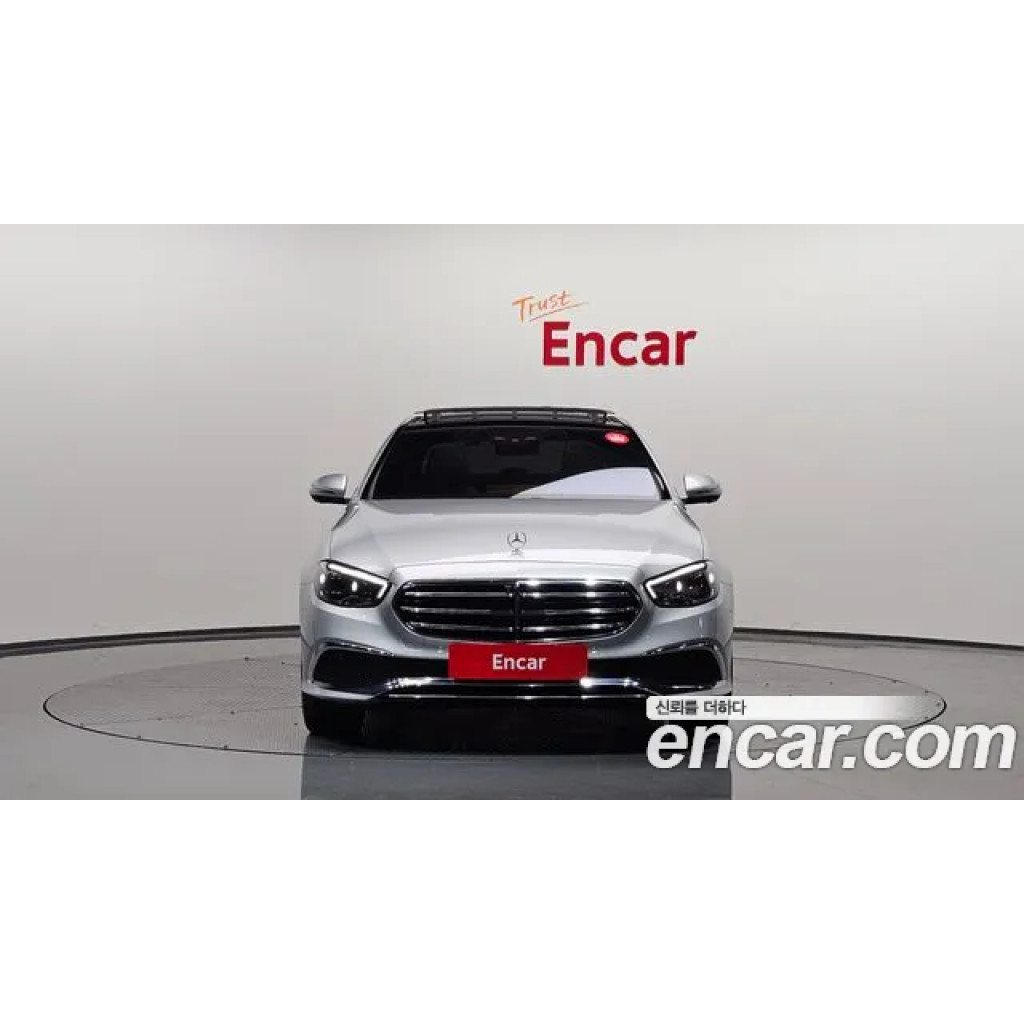 Mercedes Benz E-Class 2023 г.