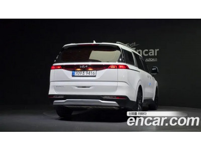 KIA Carnival 2023 г.