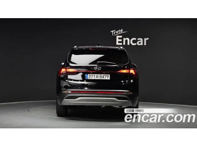 Hyundai Santa Fe 2022 г.