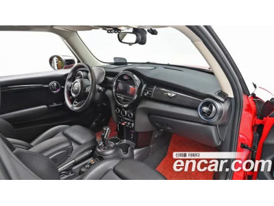Mini Cooper 2021 г.