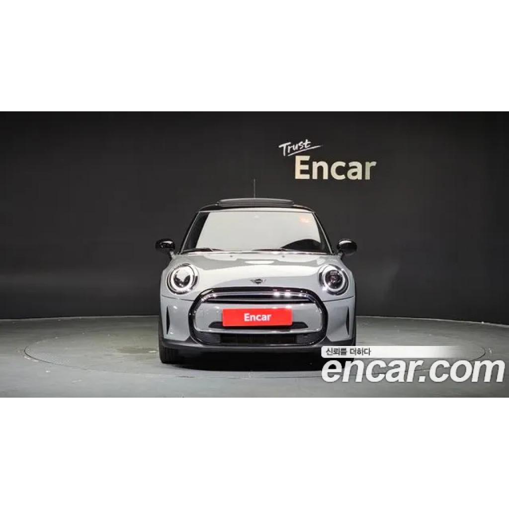 Mini Cooper 2022 г.