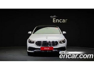 Mercedes Benz E-Class 2021 г.