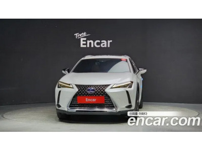 Lexus Ux 2020 г.