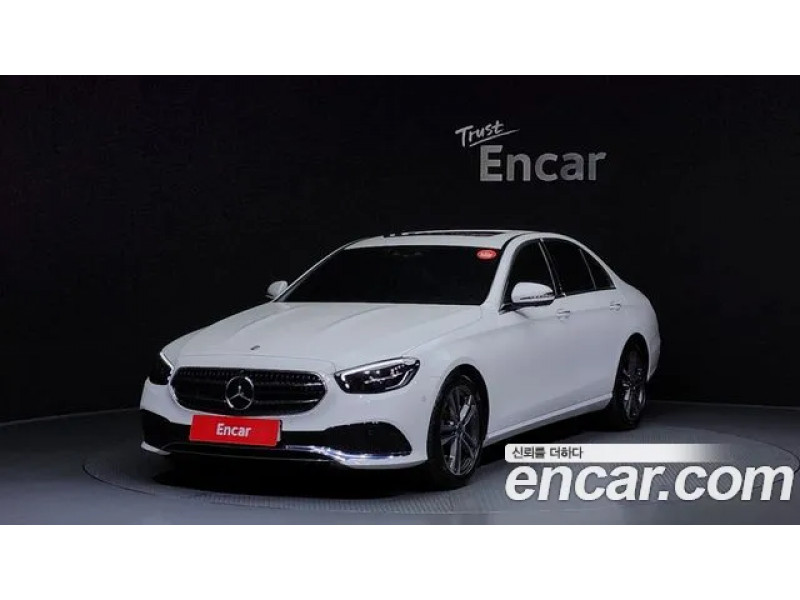 Mercedes Benz E-Class 2023 г.