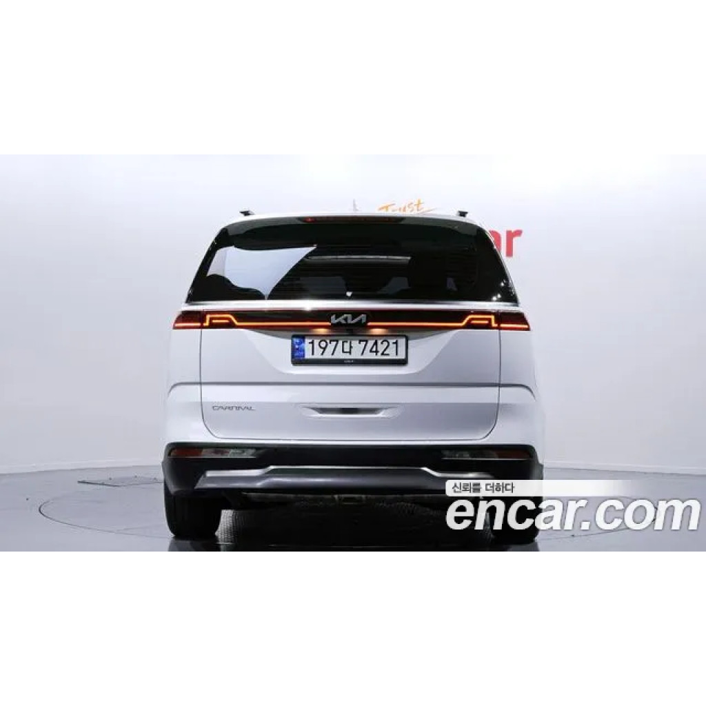 KIA Carnival 2023 г.