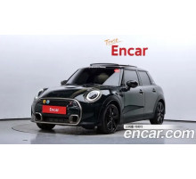 Mini Cooper 2023 г.