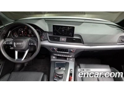 Audi Q5 2020 г.