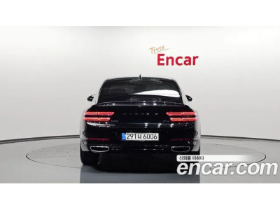 Genesis G80 2023 г.