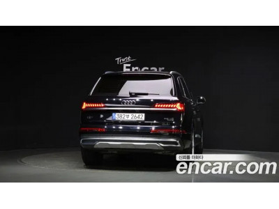 Audi Q7 2020 г.