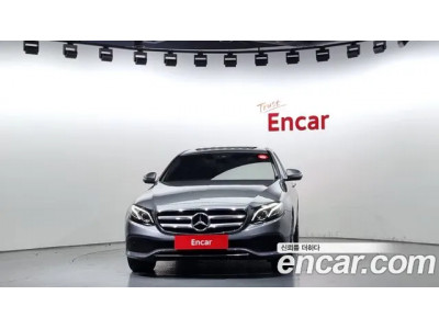 Mercedes Benz E-Class 2020 г.