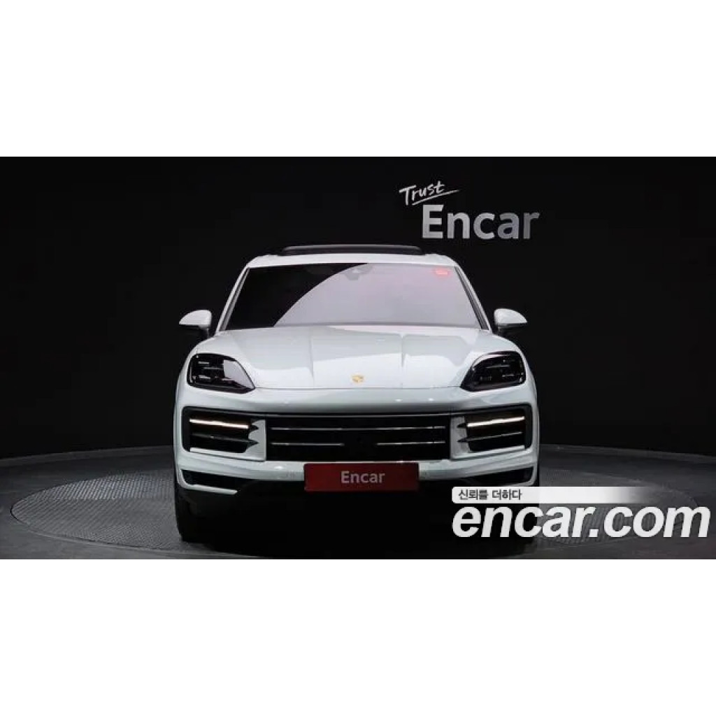 Porsche Cayenne 2024 г.