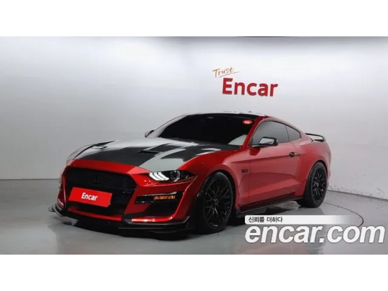 Ford Mustang 2022 г.