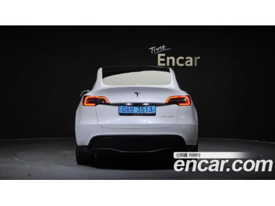 Tesla Model Y 2022 г.