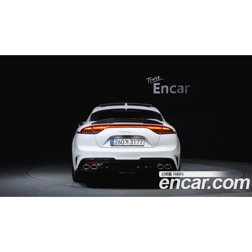 KIA Stinger 2023 г.