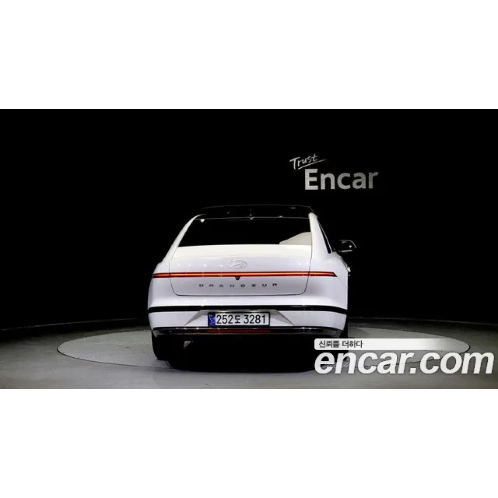 Hyundai Grandeur 2023 г.