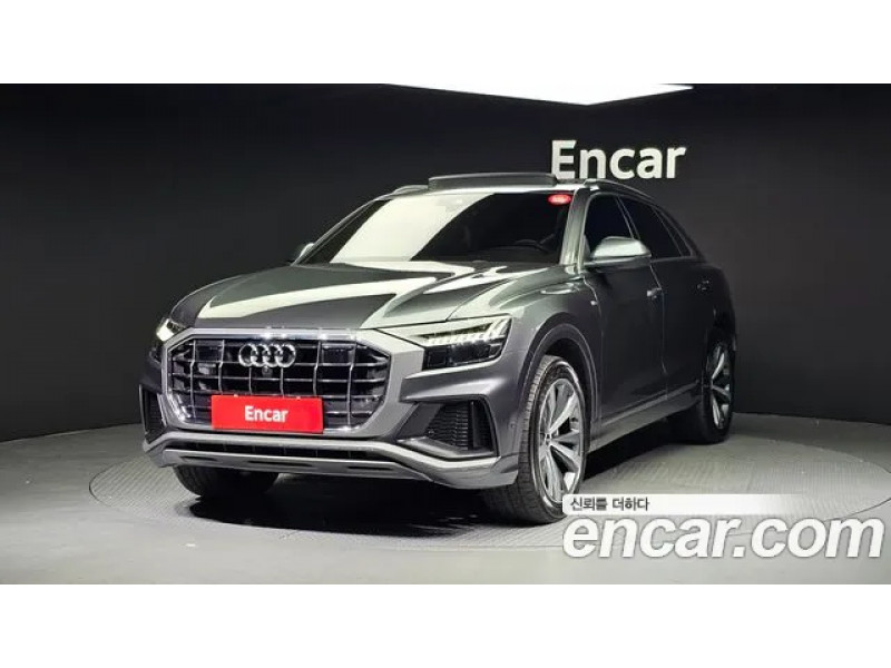 Audi Q8 2022 г.