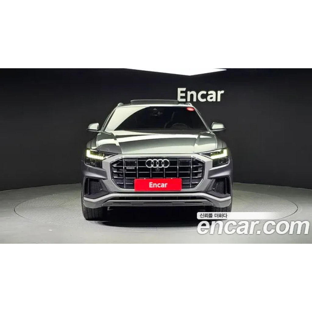 Audi Q8 2022 г.